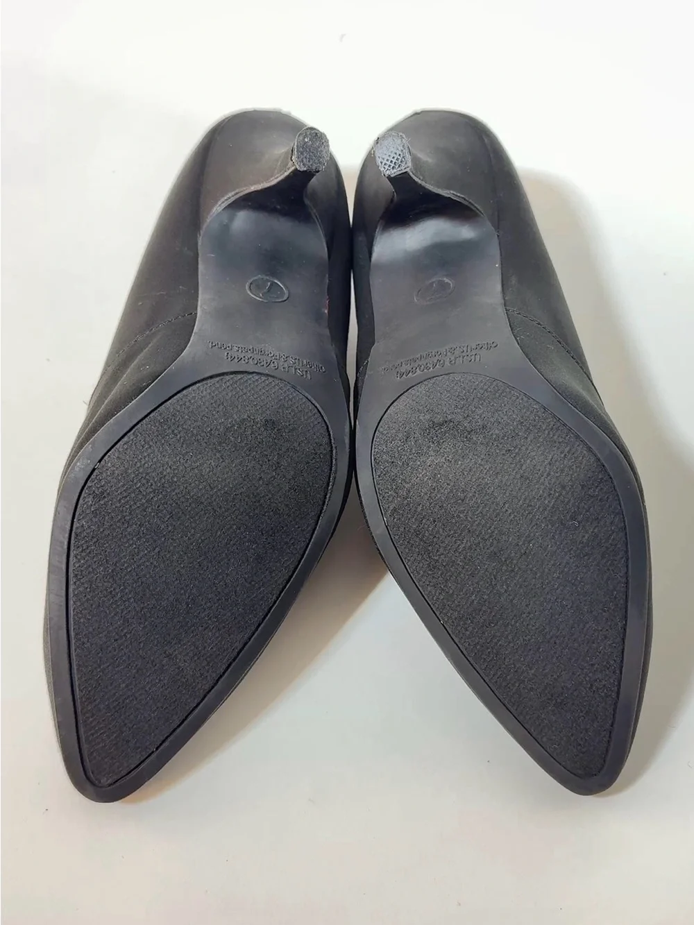 Mossimo Black Satin Pointed Toe Pumps Size 7 Ruffle Detail 2.5” Heel